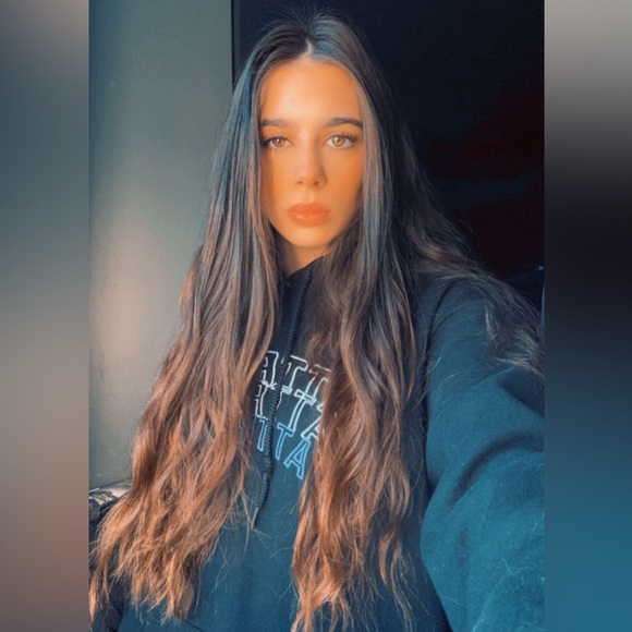 Backup for live shows // like this listing for when other one runs out. - Picture 2 of 3